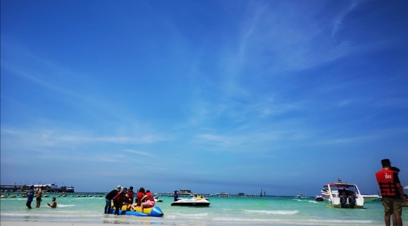 パタヤ・ラン島のター・ウェンビーチでリゾート満喫ツアー＜日本語